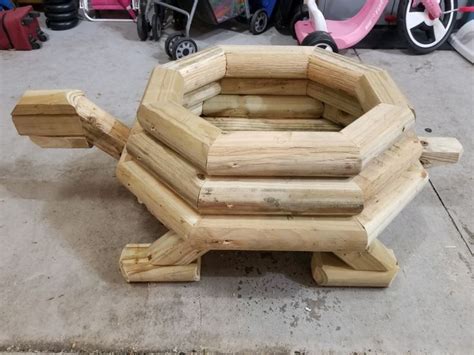 My Husband Made A Turtle Planter 2x4 Wood Projects Wood Projects