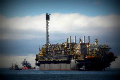 Petrobras Fecha Contrato Offshore A Saipem Por R Bilh Es Rolemberg