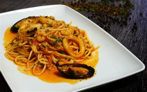 Spaghetti Frutti di Mare Pasta Otro Mondo Restaurante Pizzería