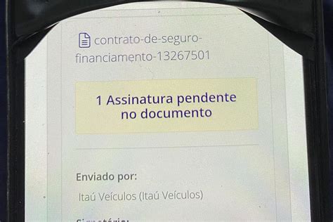 Vítima escapa de golpe bancário e rouba celular de criminoso