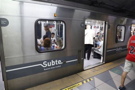 Subtes Terminó El Paro En Las Líneas B Y C Pero Amenazan Con Más Medidas