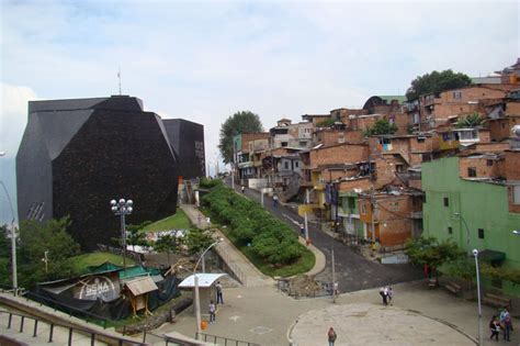 Barrio Santo Domingo Savio Location Colombia