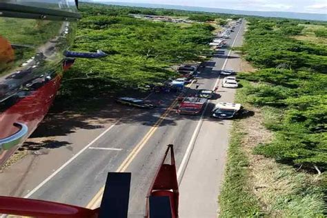 Acidente Na Br Deixa Quatro Feridos E Tr S Mortos Tr Nsito E Metr