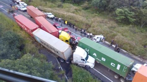 Video Fatal Accidente Sobre La Autopista Siglo Xxi Deja Muertos Y