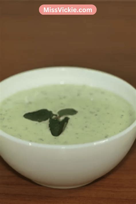 Easy Mint Sauce Recipe - Miss Vickie