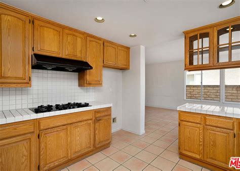 6615 Kentwood Bluffs Dr Los Angeles Ca 90045 Redfin