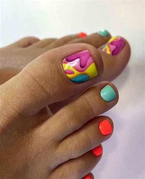 20 Beach Summer Toe Nail Designs 2025 You Should Try