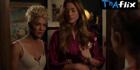 Emma Kenney Lesbian Scene In Shameless Tnaflix