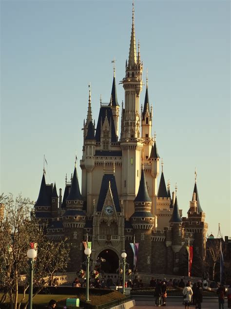 Cinderella Castle, Tokyo Disney! :) | Tokyo disneyland, Disneyland ...