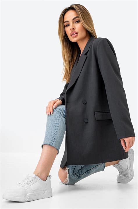Женский пиджак оверсайз Happyfox 6693710 серый купить оптом в HappyWear.ru