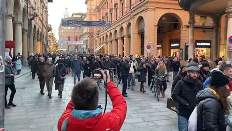 Bologna No Pass Covid Di Nuovo In Corteo Oggi In Centro