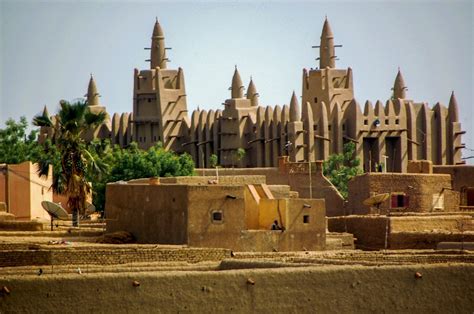 Great Mosque of Djenné | | Alluring World