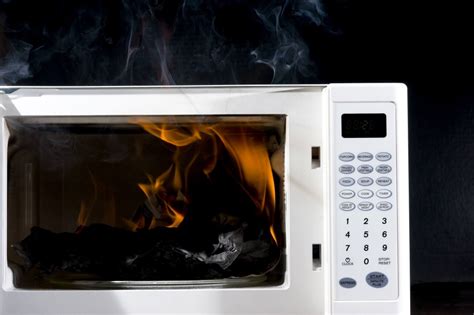 13 Things You Shouldnt Put In The Microwave