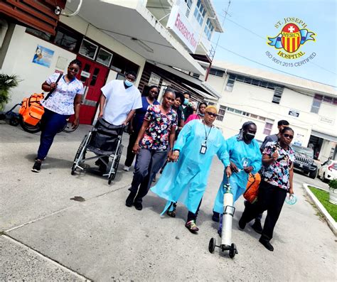 Mercy Team At Forefront St Joseph Mercy Hospital