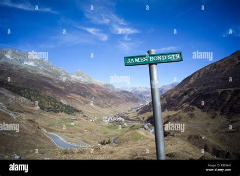 Furka pass james bond hi-res stock photography and images - Alamy