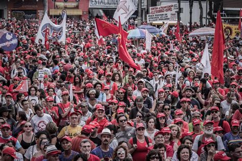 Praca 1 De Maio - Luta histórica para tornar o 1º de maio Dia do Trabalhador atravessa ...