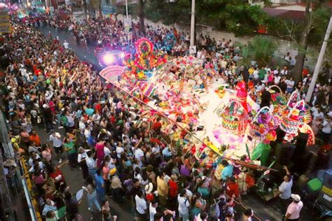 Desfile de carros alegóricos Feria Tabasco 2024