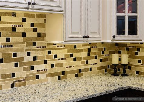 TRAVERTINE Tile Backsplash Photos & Ideas