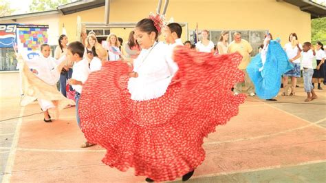 El Tamborito Un Reflejo Del Folklore Paname O