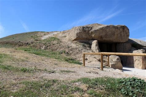 Dólmenes de antequera conjunto arqueológico declarado patrimonio de la