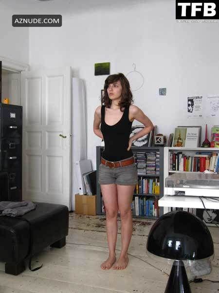 Seyneb Saleh Nude Aznude