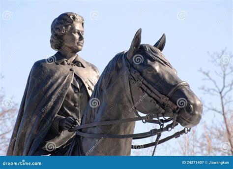 Queen Elizabeth II Statue, Ottawa, Canada Royalty Free Stock ...