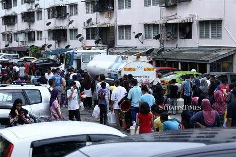 Odour Pollution Over A Million Consumers In Kl Selangor Face Water