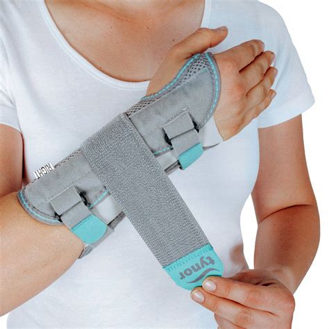 Wrist Splint Ambidextrous Tynor Australia