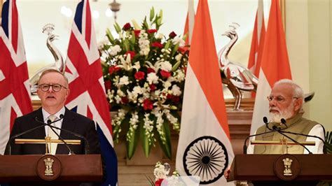 Australia, India agree on strengthening economic, defence ties ...