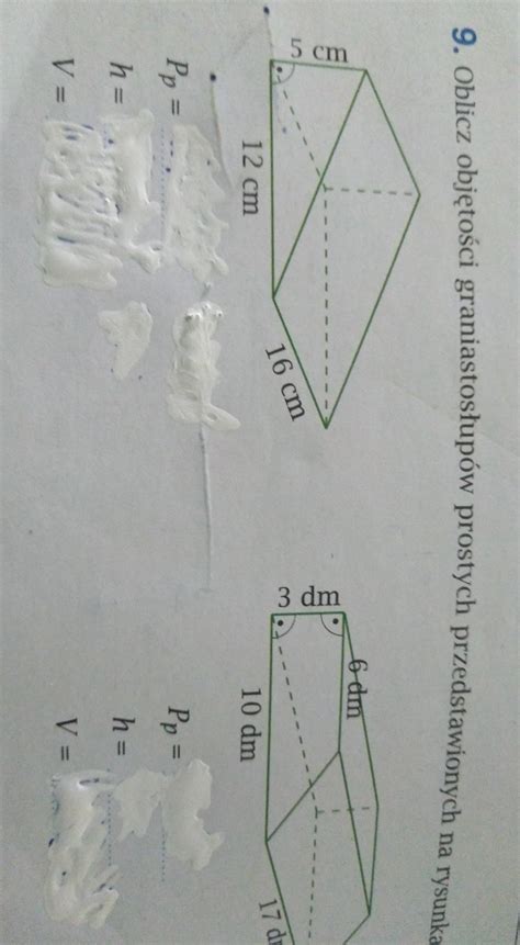 9 Oblicz objętości graniastosłupów prostych przedstawionych na