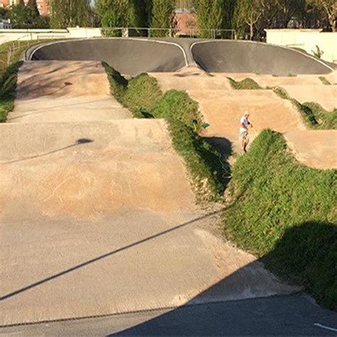 Pr Paration De La Piste Bmx De Roubaix Mytracks Bmx Pumptrack