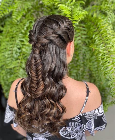 Penteado Com Trança Embutida