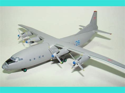 Модель Антонов АН-12