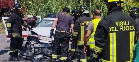 Amantea Scontro Frontale Tra Camion E Auto Medica Quattro Feriti FOTO