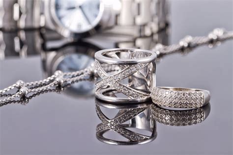 What Are The Differences Between 925 Silver Or Sterling Silver Woman