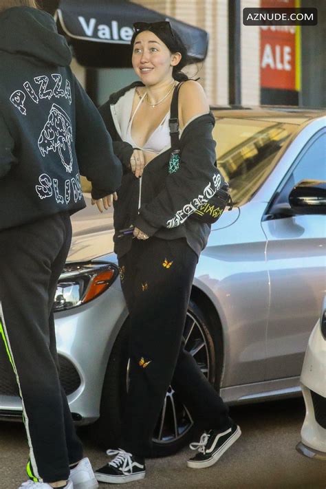 Noah Cyrus Nude Aznude