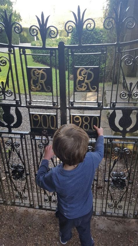 Glamis Castle Interior Tour with Kids - Ghosts, playground & history