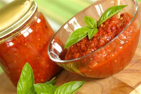 Recept za ajvar kako se pravi najbolji domaći ajvar