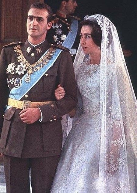 Boda Real Juan Carlos Y Sofía De Grecia Royal Wedding Gowns Royal