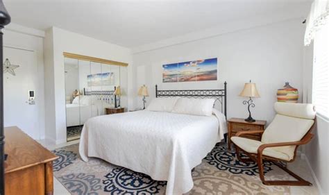 Montauk Manor - Montauk Hotel - Hotel Rooms in Montauk