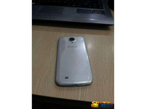 Galaxy S4 Dual SIM Variant Leaks Online Is It Real Or Fake PICTURES