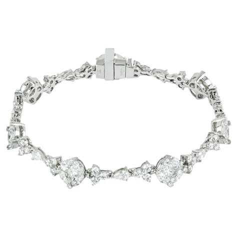 Graff White Gold Diamond Bracelet 1025ct Tdw For Sale At 1stdibs