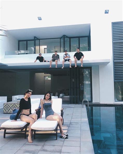 Di N Bikini I N Nh I Gia Minh Nh A Khoe Tr N V C D Ng Kh Ng H Thua Ch K M Em