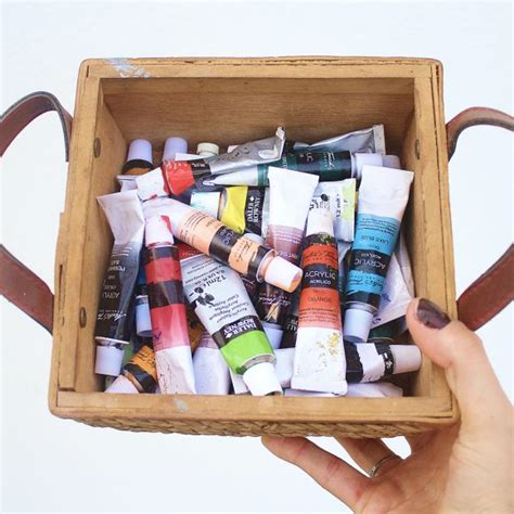 ACRYLIC PAINTING STARTER KIT FOR BEGINNERS - Meena Mendi