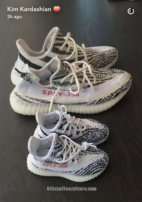 Yeezy 350 V2 'Zebra' SAMPLE Comparison Real VS Fake