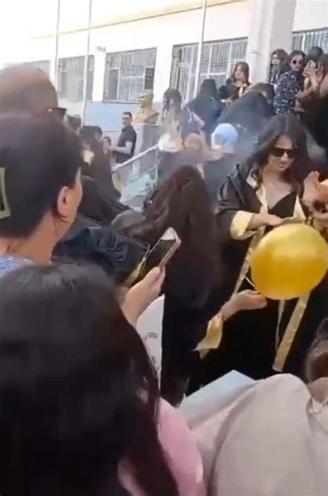 Gaziantep te lise mezuniyet töreninde helyum gazlı balon patladı 8 yaralı