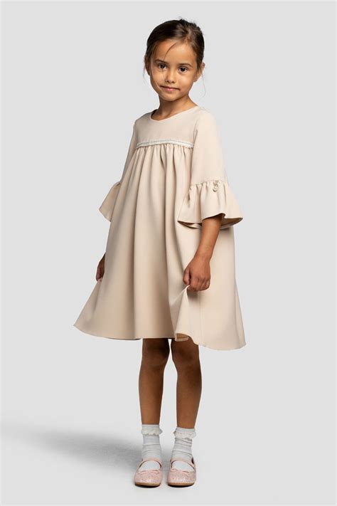 Sukienka Wizytowa Chloe Dla Dziewczynki Nude Stroje Komunijne Suknie Komunijne Warszawa