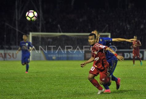 Semen Padang Vs Persib Bandung Antara Foto