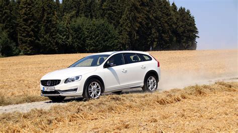 Volvo V60 D4 Awd Cross Country Im Test Auto Motor Und Sport