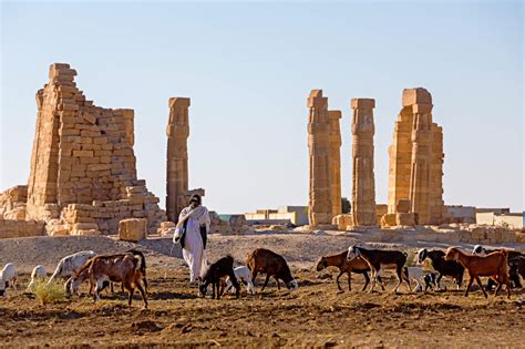 Sudan - pyramids - DavorRostuhar.com